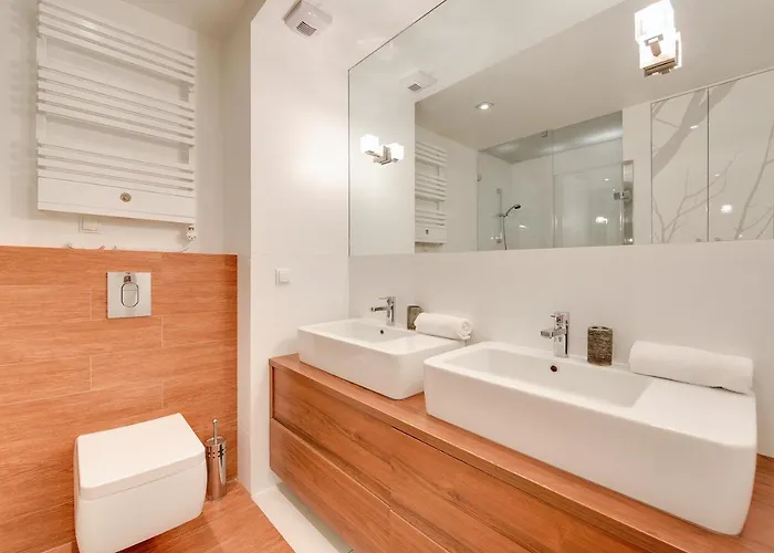 Gwiazda Baltyku 2min Plaza, Parking *